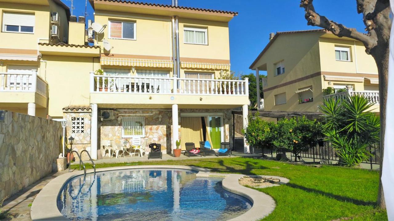 Villa Carolina Mataró Buitenkant foto